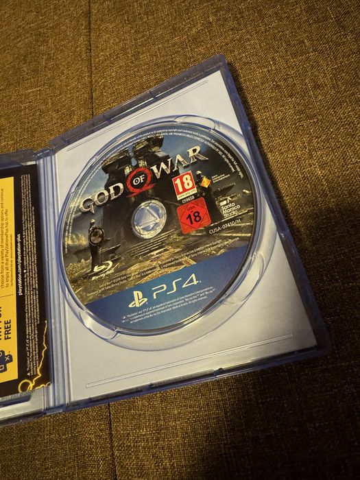 God of War PS4 - schimb cu GTA V