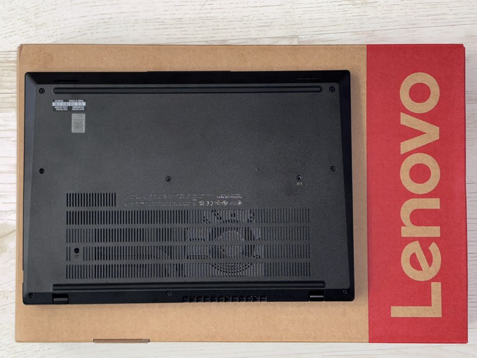 Лаптоп Lenovo ThinkPad L16 Gen 2 + Windows 11 PRO