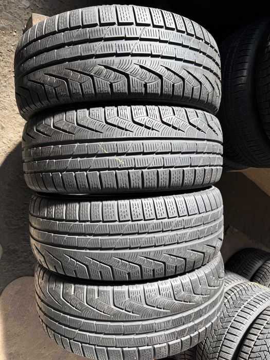 4x Anvelope Iarna 235/50 R19 - Pirelli SottoZero Winter 210 Serie 2