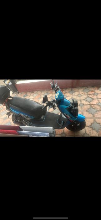 Продаю мопед бумер