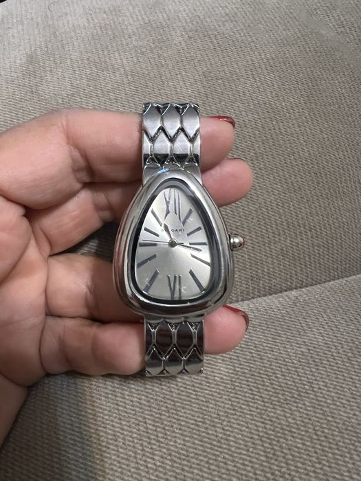 Часы женские Rado и Bvlgari