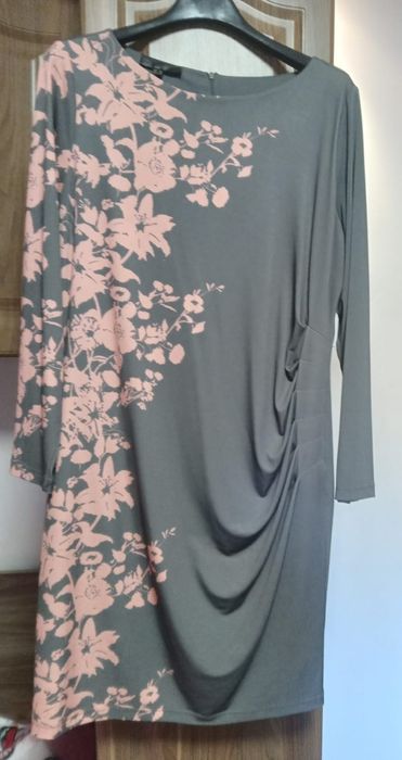 Rochii pt ținută de birou