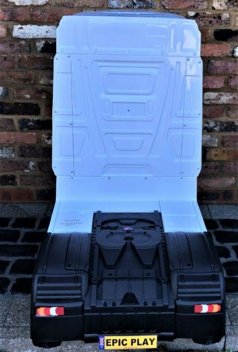 Camion electric pentru copii Mercedes Actros 4x35W 24V #White