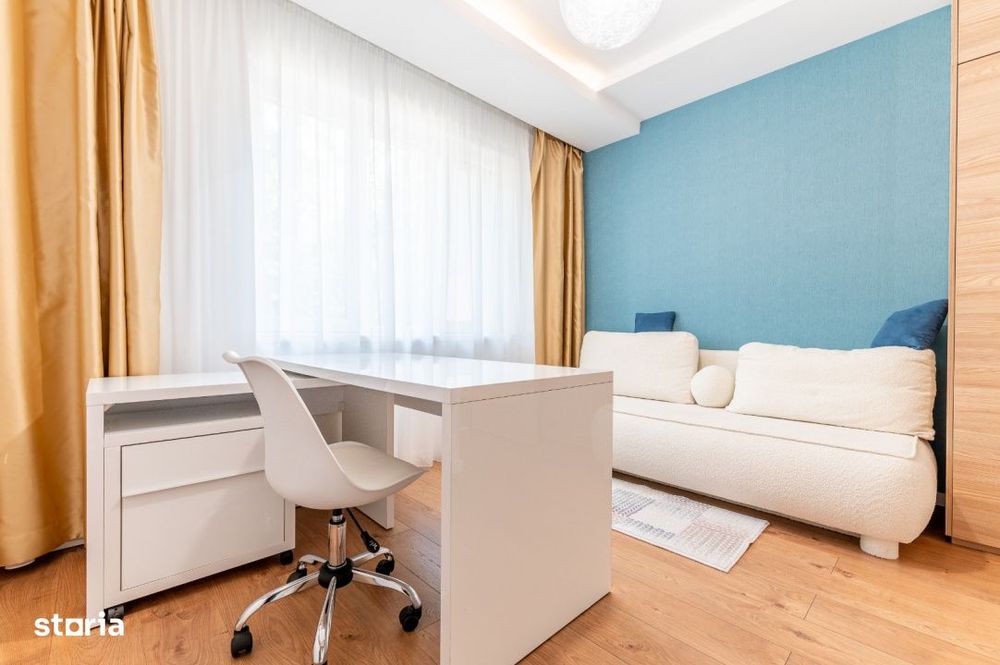 Apartament cu 4 camere si parcare in zona Platinia, cu parcare, pet fr