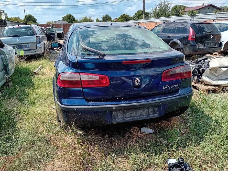Рено Лагуна 2 1.9DCI  НА ЧАСТИ