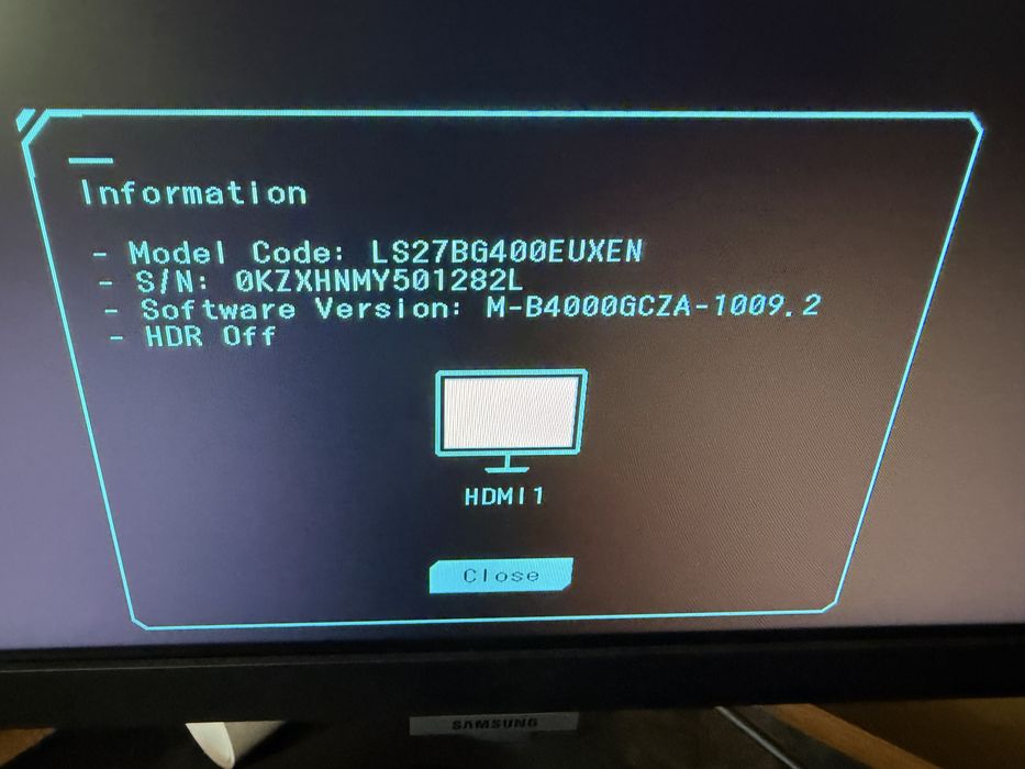 Vand monitor Samsung odyssey G4 27 inch 240hz