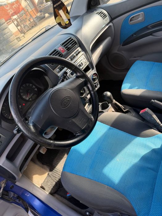 Vand Kia Picanto 1.1 benzina