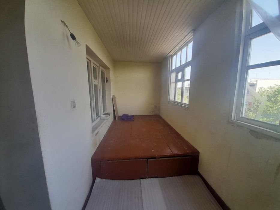 Kvartira srochna sotiladi