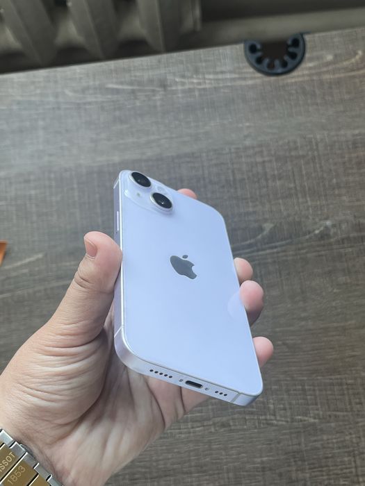 IPhone 14 продается