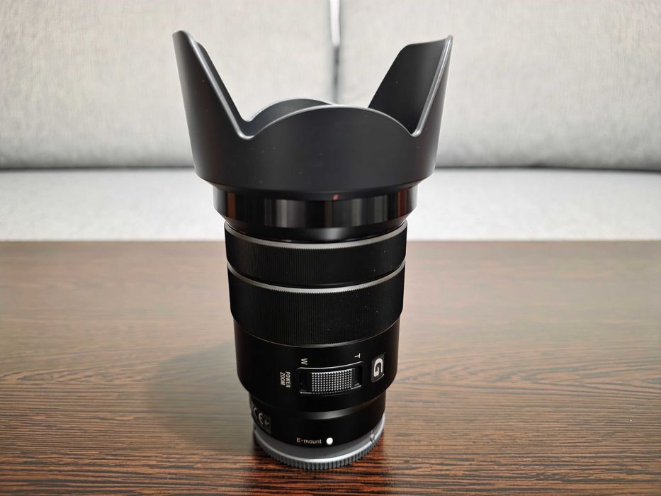 Obiectiv Sony E 18-105mm F4 OSS G