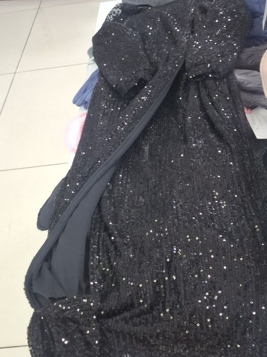 Платье с пайетками