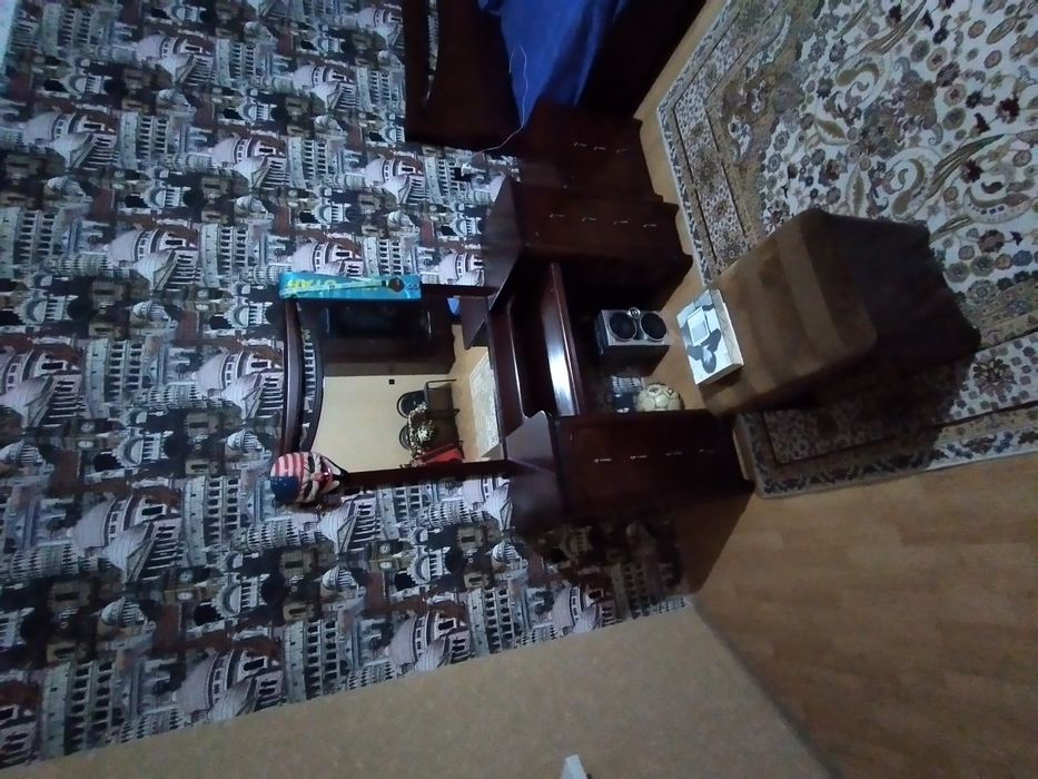 Спальный гарнитур