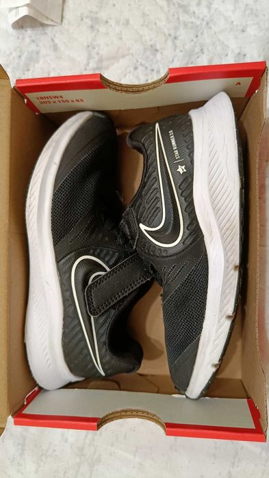 Детски маратонки Nike STAR RUNNER 2, размер 28