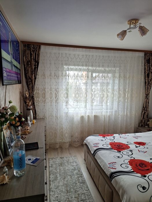 Apartament 3 camere decomandate zona Neagoe  Voda