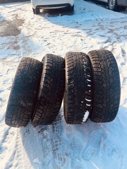 Продам шины зимные шипы
