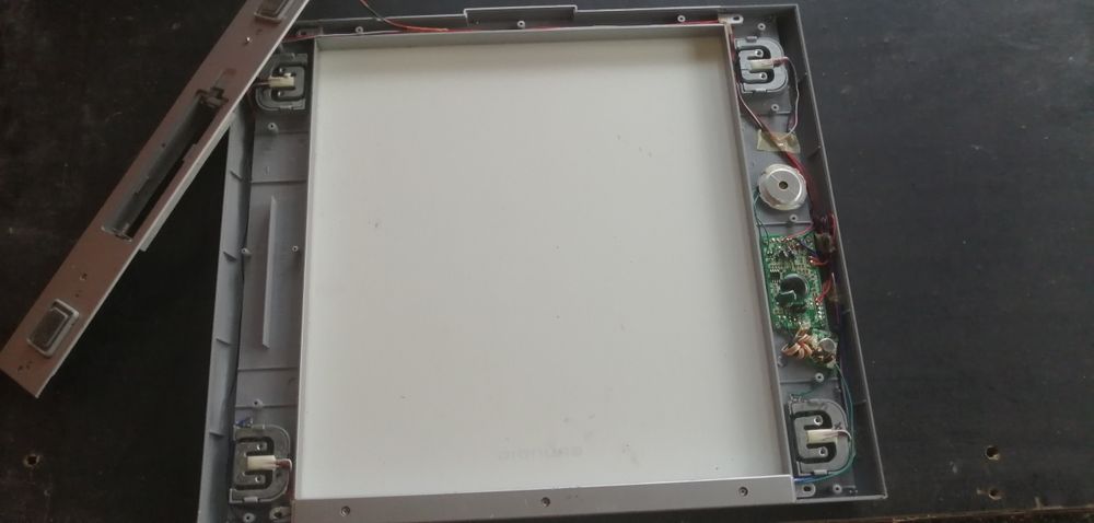 Електронен кантар '' Grundig'' за части