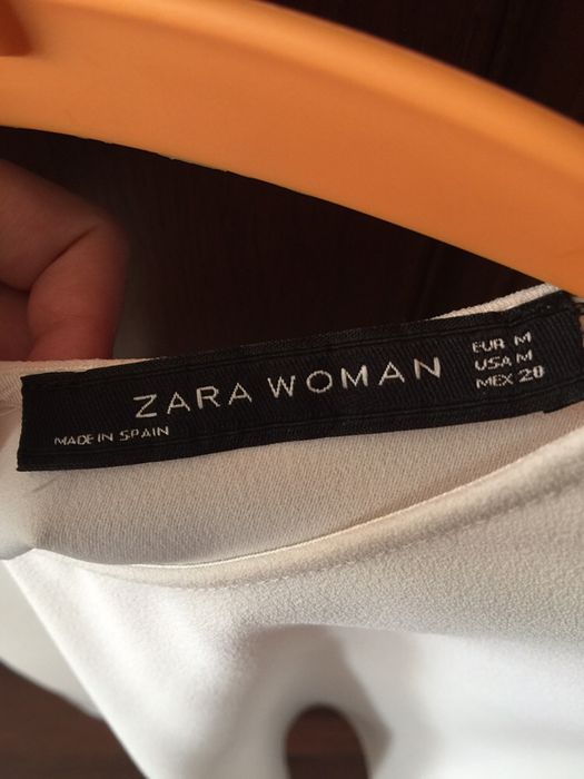блуза zara с рукавами воланами