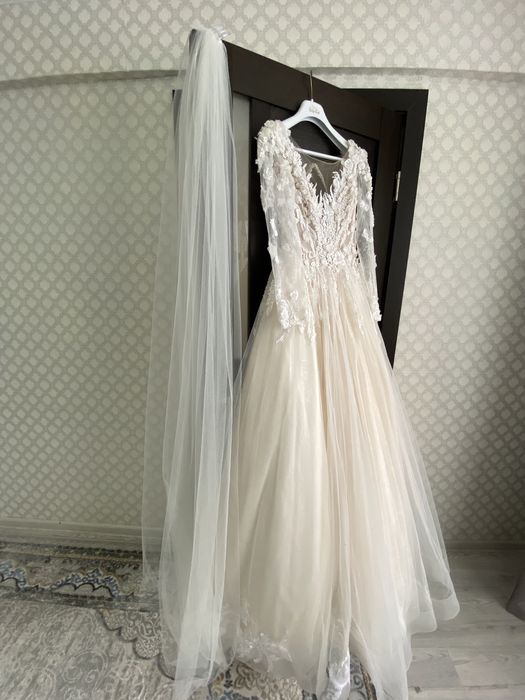 Продам свадебное платье