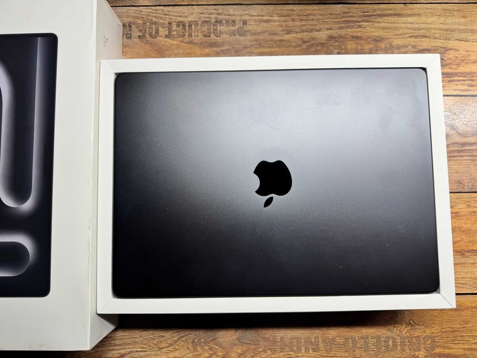 Apple MacBook Pro 14" M3 pro 11/ Core CPU/ 14-Core GPU/18GB RAM/ 512GB