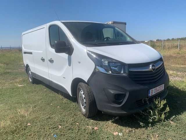 Opel Vivaro -Model Lung-2015