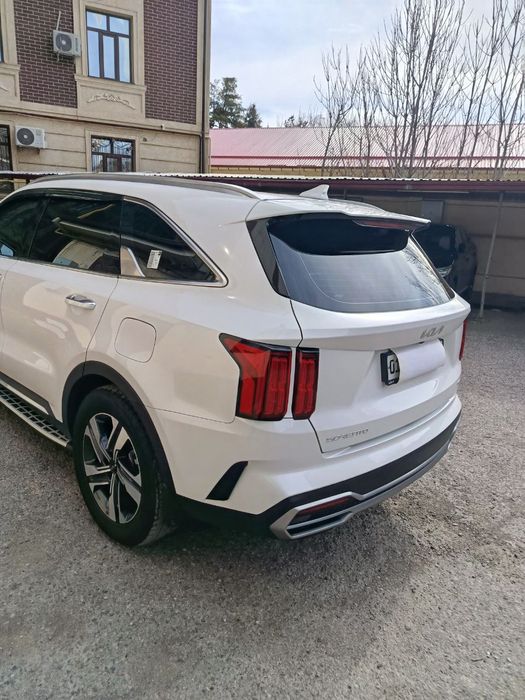 Киа Соренто                Год 2023