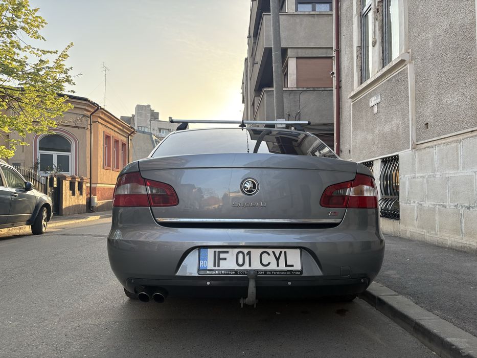 SKODA Superb 2011 — imagine 3