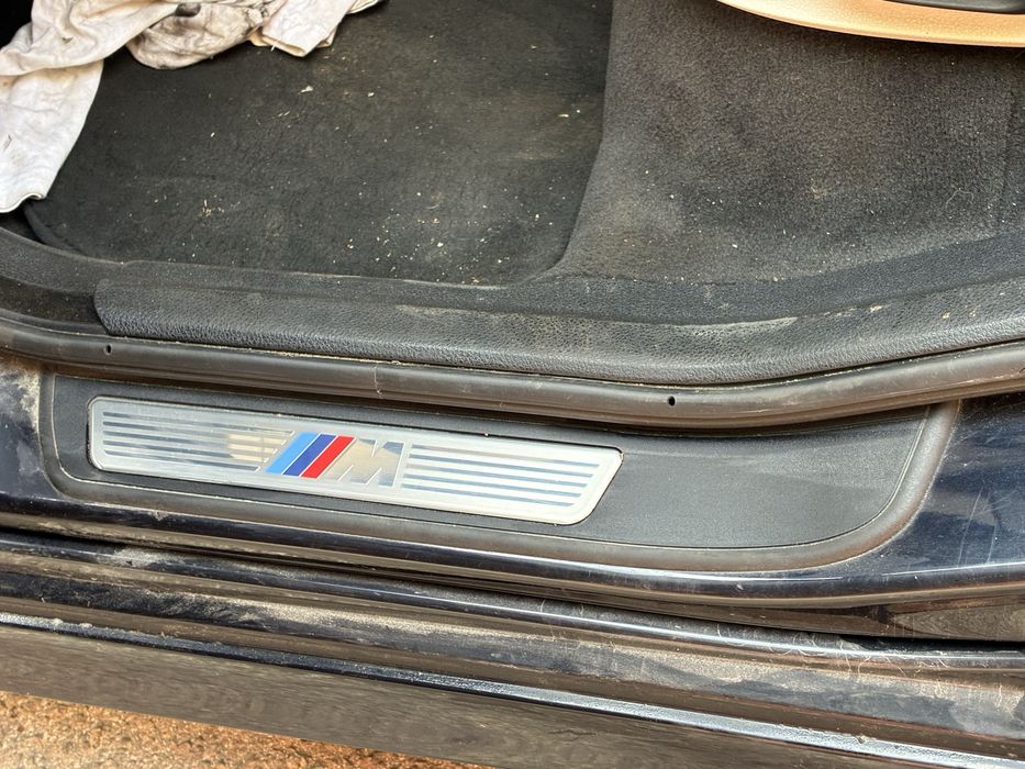 M вътрешни прагове за врати за BMW F07 GT.