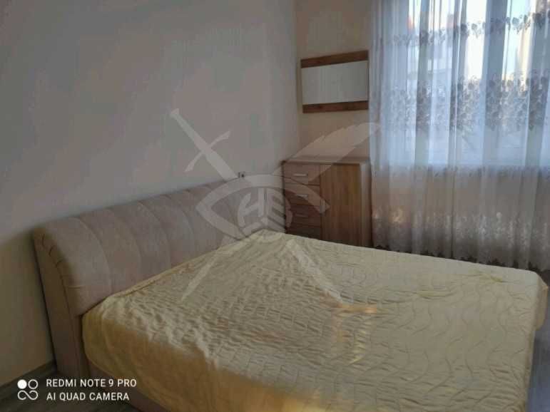 Тристаен - Център