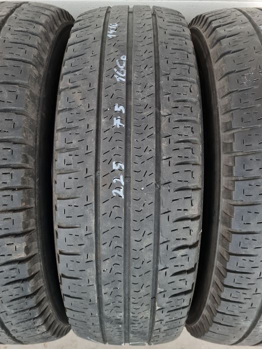 Всесезонни гуми 4 броя за БУС MICHELIN Agilis 225 75 R16 C Ддот 1416