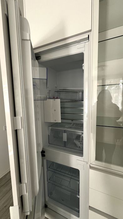 Дава се под наем Тристаен апартамент в Варна, Бриз - 90 кв.м за 900 € - Снимка #2