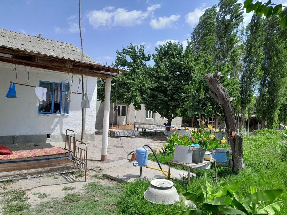 Уй сотилади (СРОЧНО)