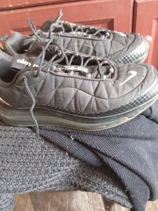 Три чифта маратонки NIKE Air max 720, 720-818