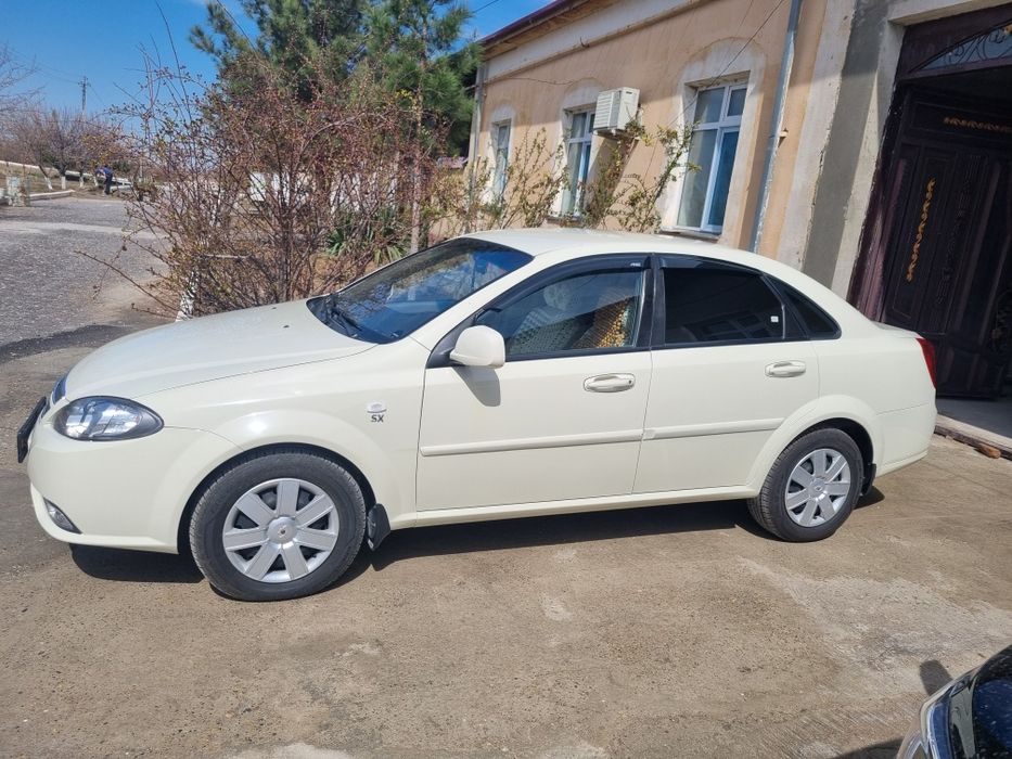 Jentra mexanika sotiladi