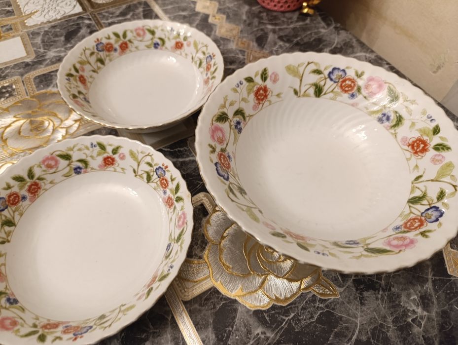 Старинные китайские тарелки для салата и супа