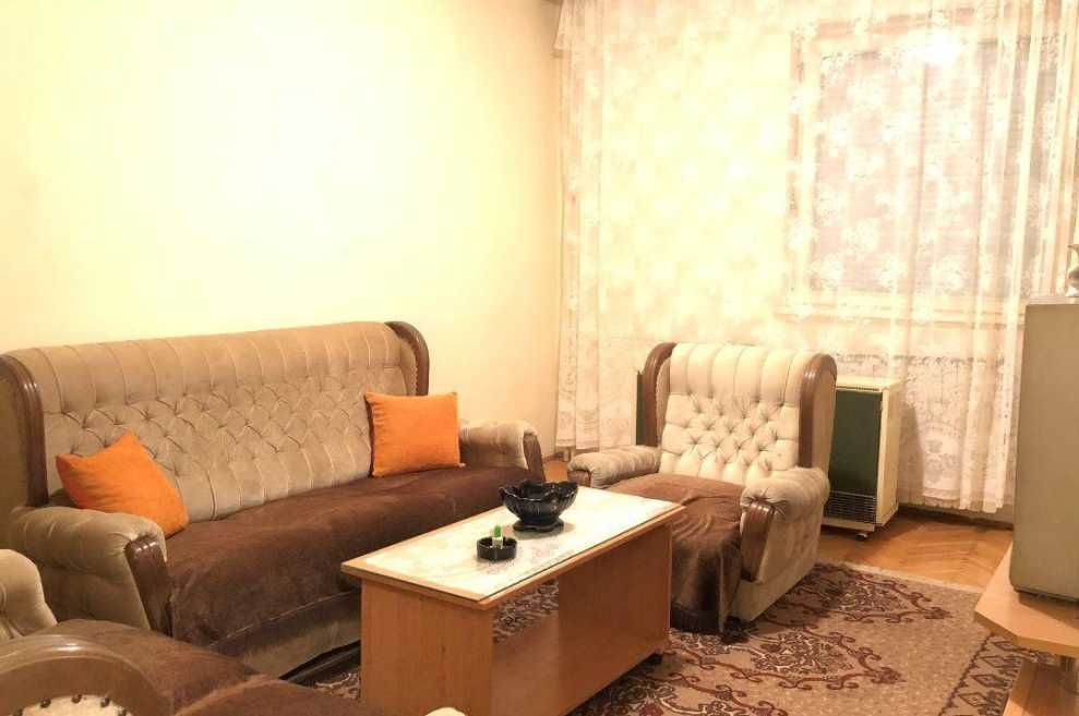 Дава се под наем Тристаен апартамент в Пловдив, Център - 90 кв.м за 335.58 € - Снимка #4