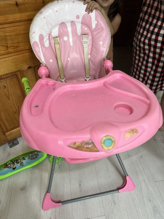 Продам стол для кормления