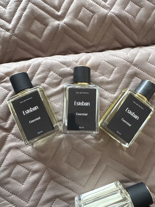 Set 2 parfurmuri Esteban