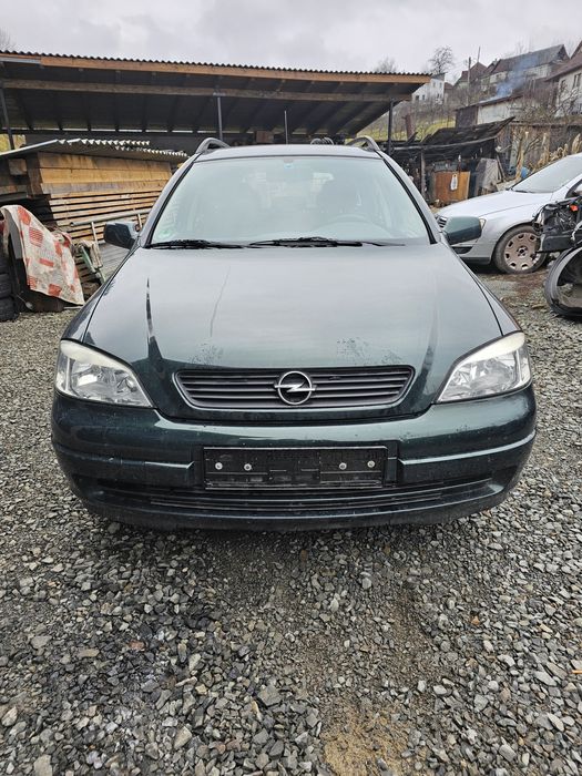 -Vând opel astra