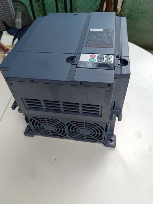 Инвертор Fuji Electric FRENIC-Multi FRN11E1S-4E – 11kW, 3PH, 380–480V