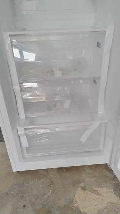 Чисто нов Вертикален Фризер Gorenje 384 л NoFrost Multiflow 360°