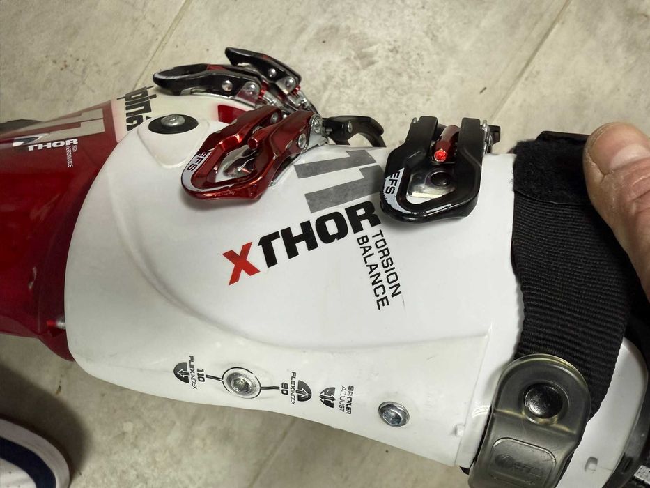 Продавам ски обувки  Alpina XTHOR 110 размер 27.5