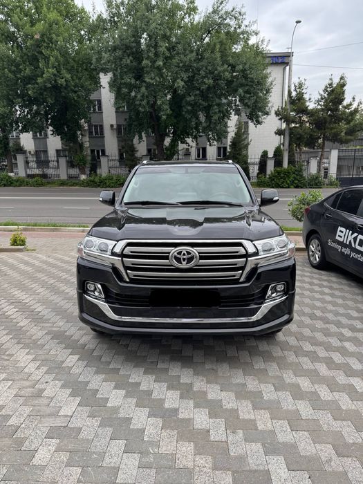 TAYOTA PRADO200 sovdasi bor srochni sotiladi