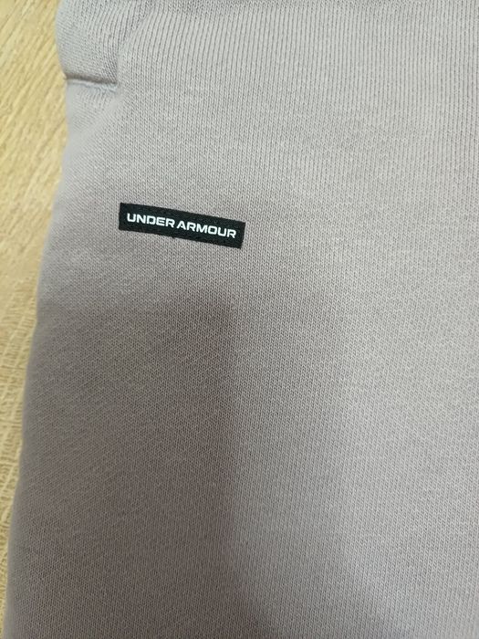 Спортни долнища Nike и Under Armour размер XS