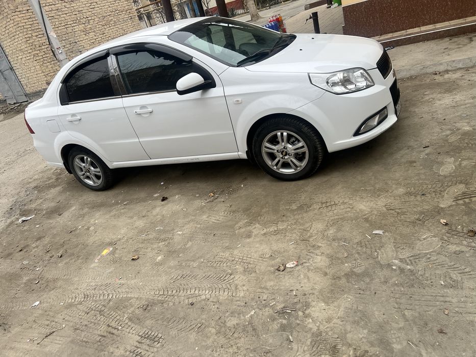 Никсия равон сотилади метани бор