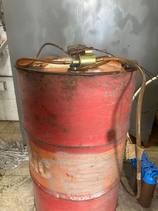 Продам бак металлический под дизель,