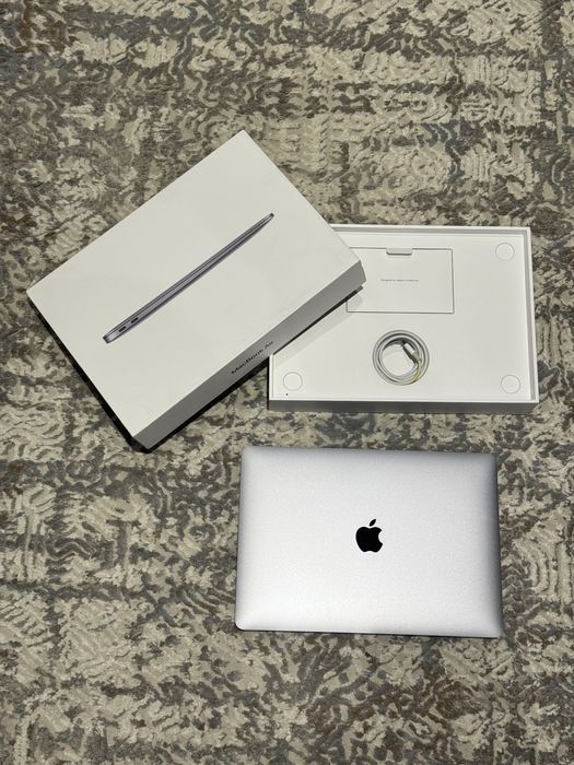 Продается Macbook Air 2020 идеал