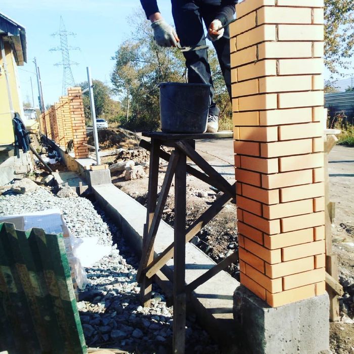 Бригада  строители