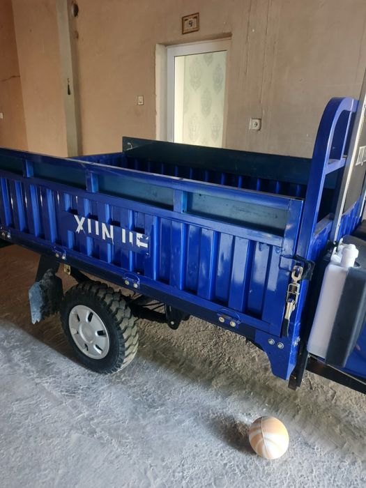 Yuk motosikl xunji 1 yarim tonnalik