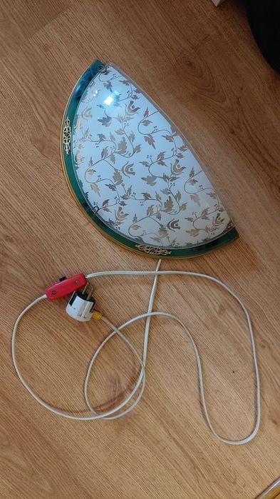 Люстры ,светильники