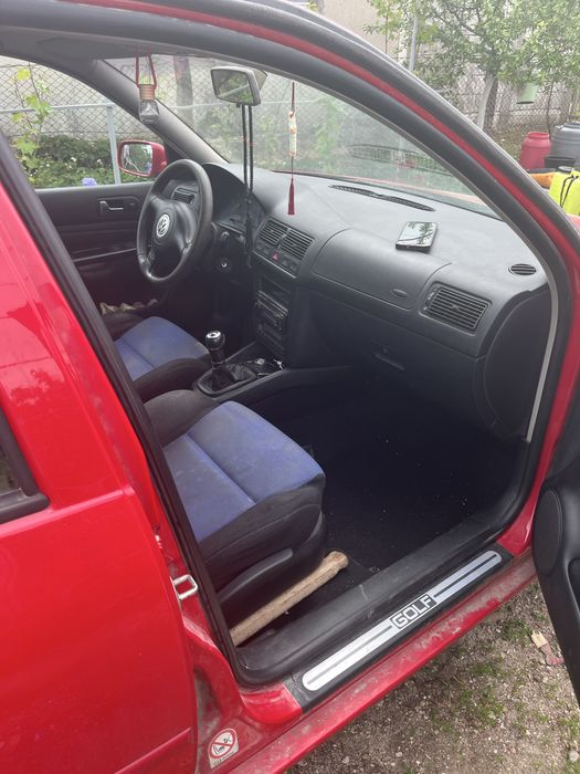 golf 4 se vinde pe piese
